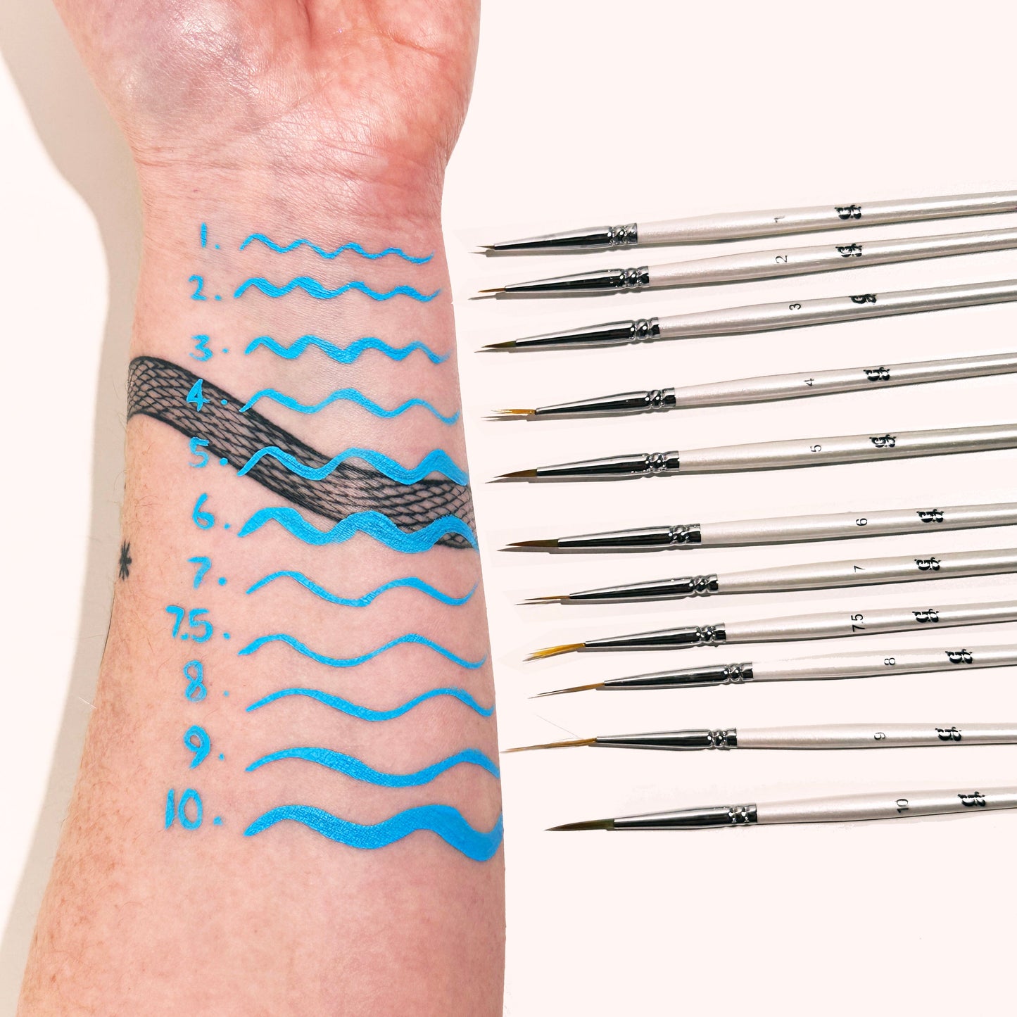 Liner Brush 10 - Glisten Cosmetics