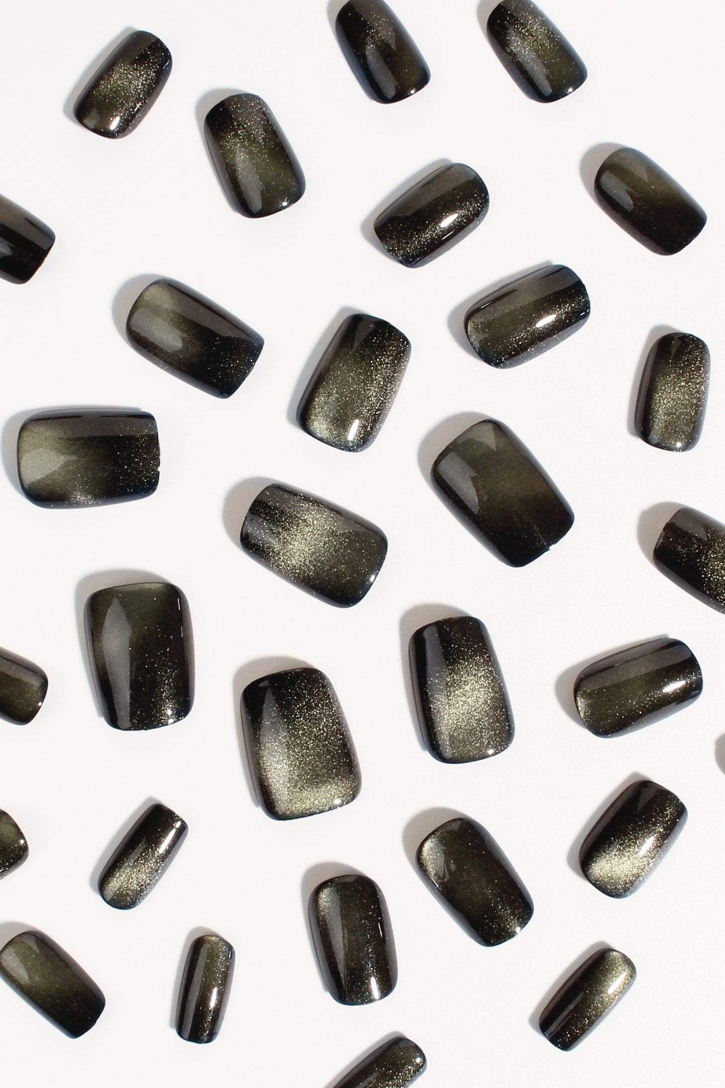 Bonmuz - Verdant Quartz | Soft & Durable Press-On Nails