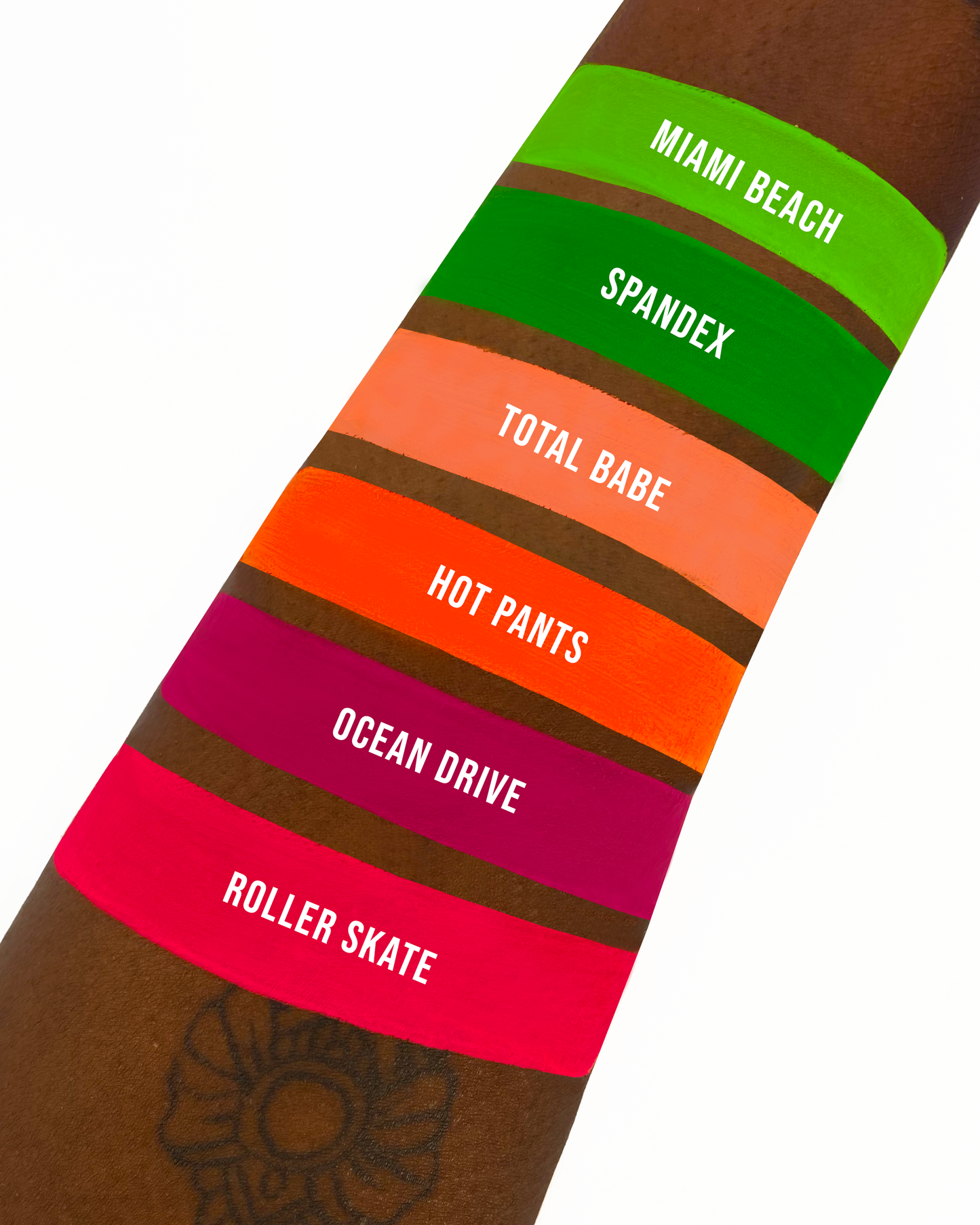 Gavissi Beauty - "TOTAL BABE" RETRO LINER