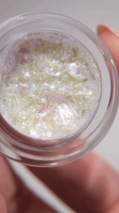 Snow Chroma Flakes (White) - Duochrome Pigment - Glisten Cosmetics