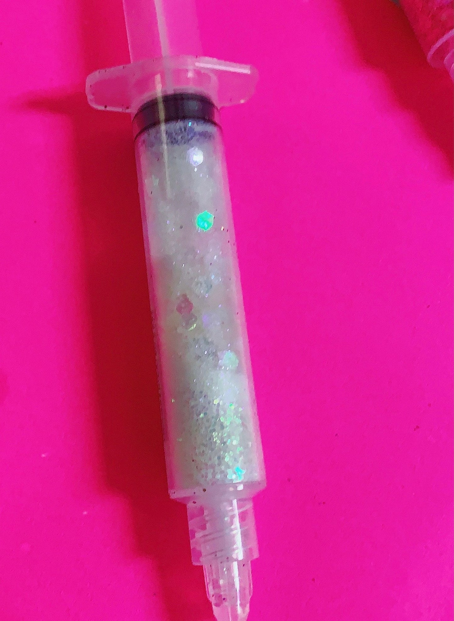 Inked Doll Cosmetics - MARSHMALLOW FROSTING GlamDoll Glitter Syringe